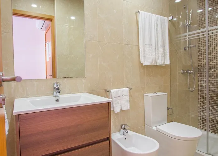 ゲストハウス Dom Jose Alojamentos By Guestify ギマランイス